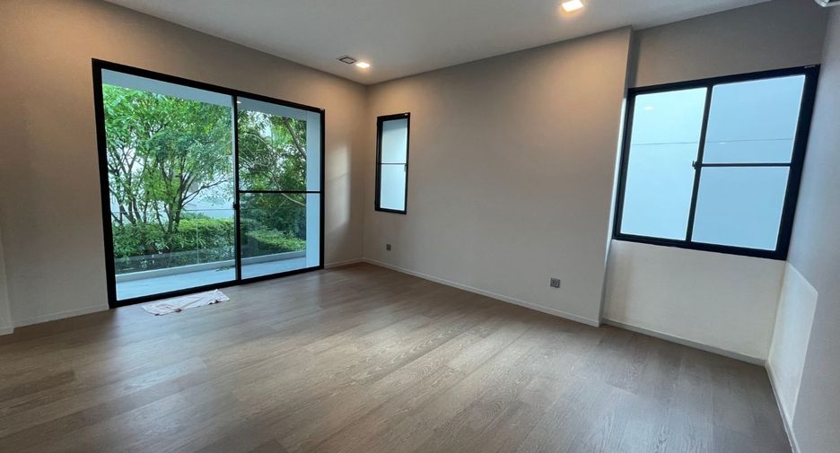 Casa en venta de 4 habitaciones en Saphan Sung, Bangkok