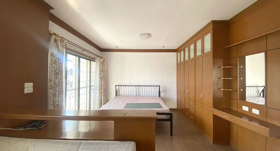 Haus zum Kauf mit 3 Zimmer in Mueang Chiang Mai, Chiang Mai