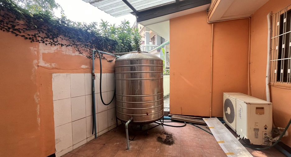 Haus zum Kauf mit 3 Zimmer in Mueang Chiang Mai, Chiang Mai