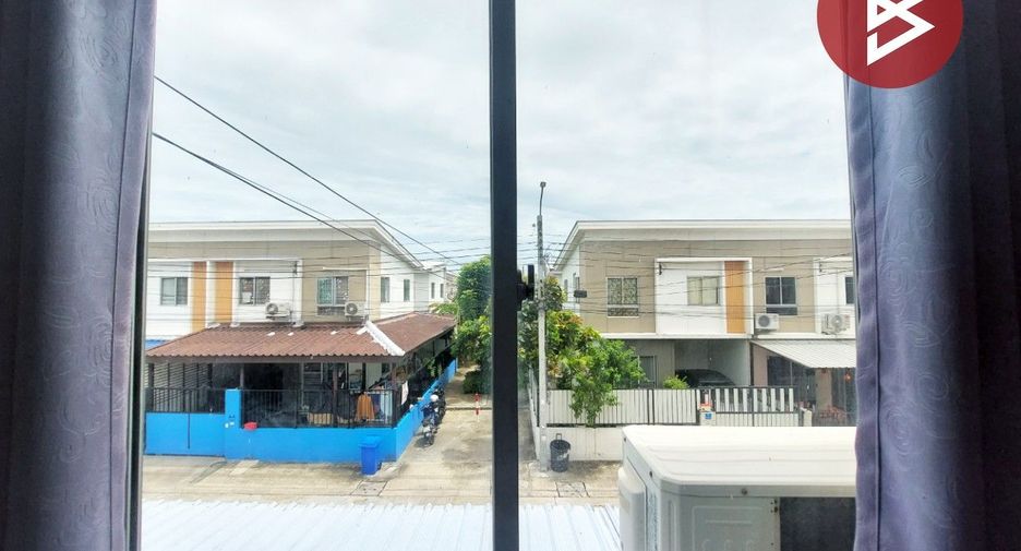 Reihenhaus zum Kauf mit Studio in Mueang Samut Prakan, Samut Prakan