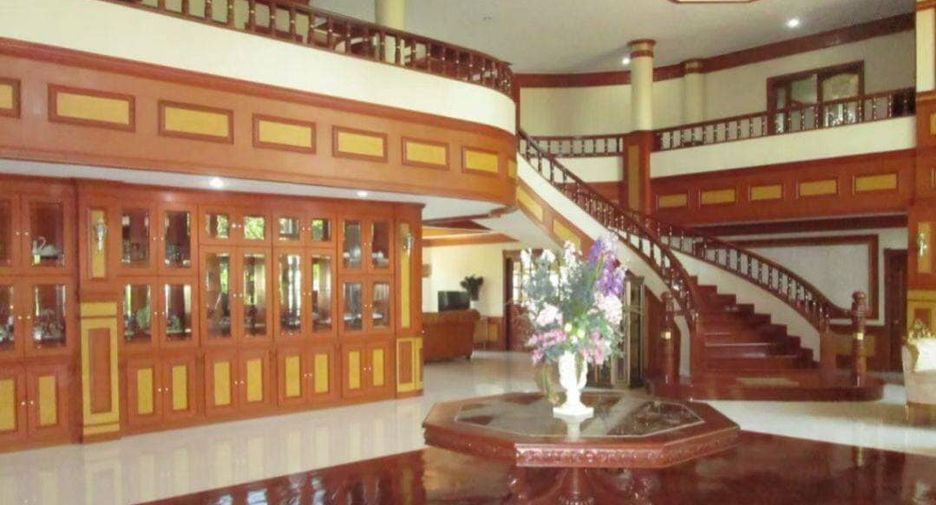 À vendre 5 chambres maison à Phutthamonthon, Nakhon Pathom