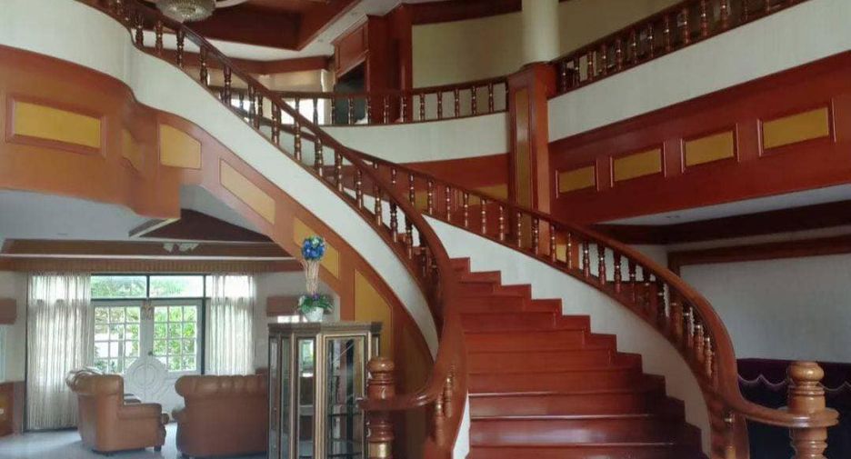 À vendre 5 chambres maison à Phutthamonthon, Nakhon Pathom