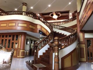 For sale 5 bed house in Phutthamonthon, Nakhon Pathom