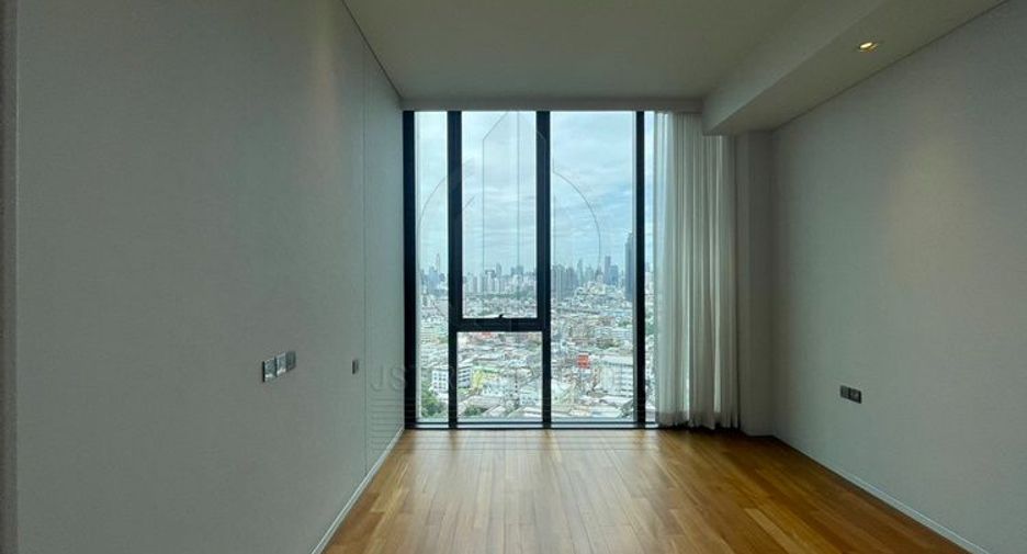 For sale 2 bedrooms condo in Khlong San, Bangkok