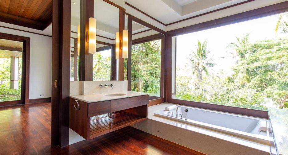 For sale 4 bedrooms villa in Kathu, Phuket
