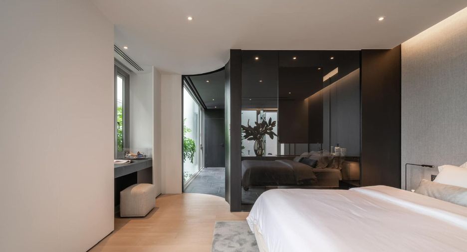 For sale 4 bedrooms house in Prawet, Bangkok