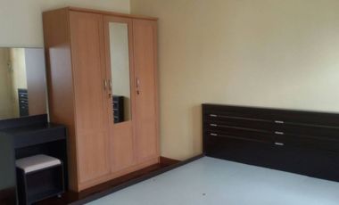 À vendre 3 chambres maison de ville à Bang Khae, Bangkok