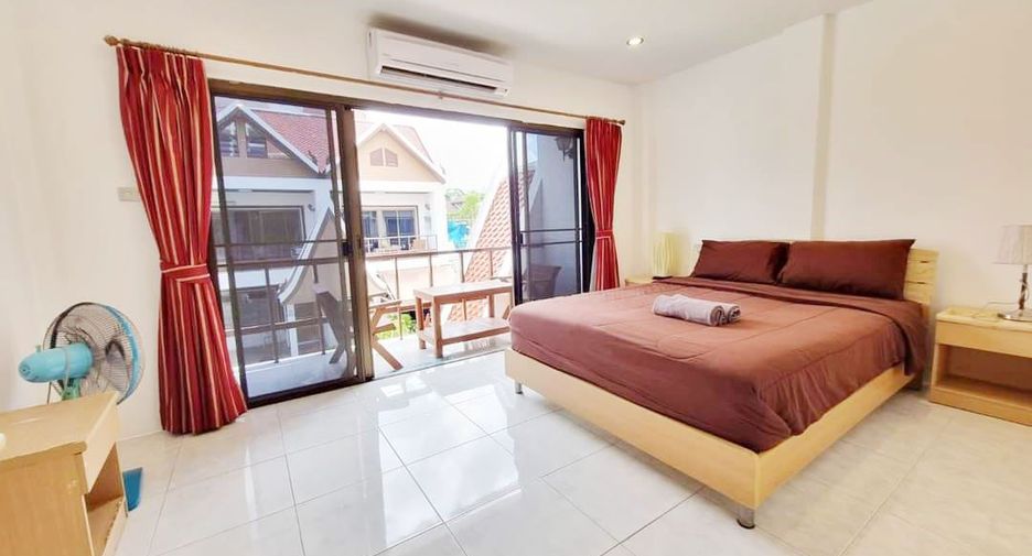 For rent 2 Beds townhouse in South Pattaya, Pattaya