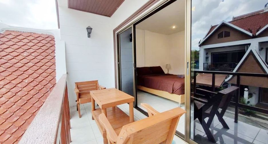 For rent 2 Beds townhouse in South Pattaya, Pattaya