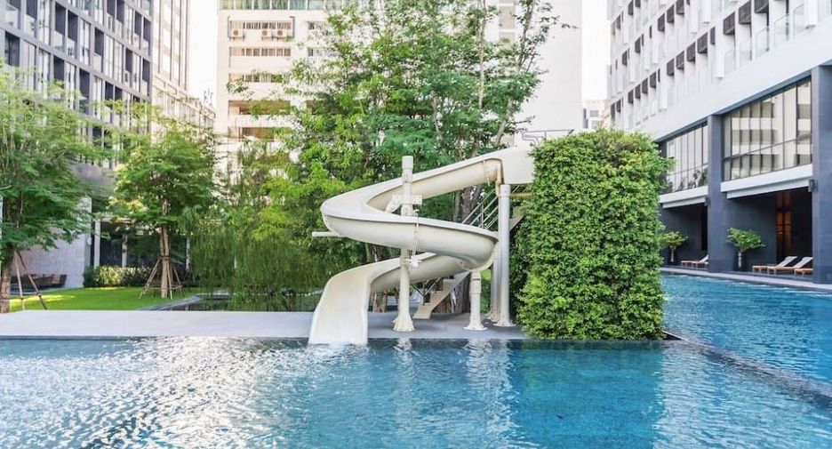For sale 1 Beds condo in Pathum Wan, Bangkok