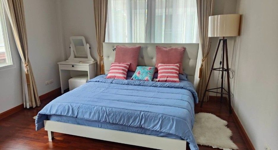 For rent 4 bedrooms house in Thung Khru, Bangkok