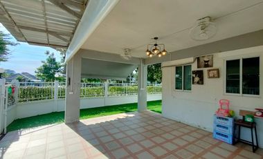 Casa en venta de 3 habitaciones en Si Racha, Chonburi