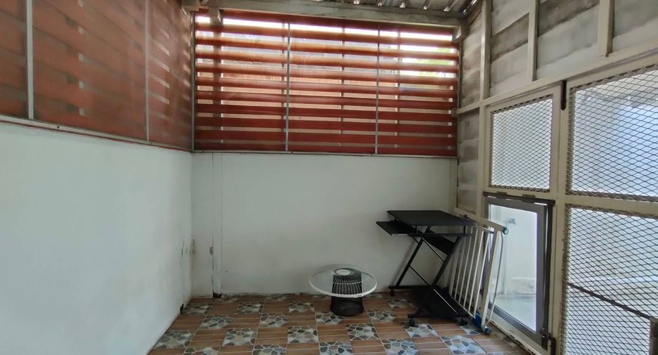 À vendre 3 chambres maison à Si Racha, Chonburi