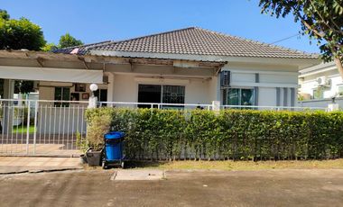 Casa en venta de 3 habitaciones en Si Racha, Chonburi