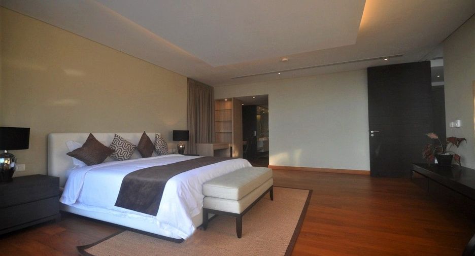 For sale 6 bedrooms villa in Kathu, Phuket