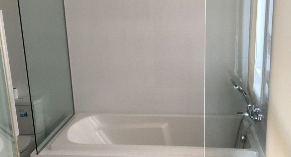 Wohnung zur Miete mit 2 Zimmer in Watthana, Bangkok
