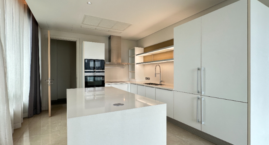 Аренда 2 спальни кондо в Патхум Щан, Бангкок