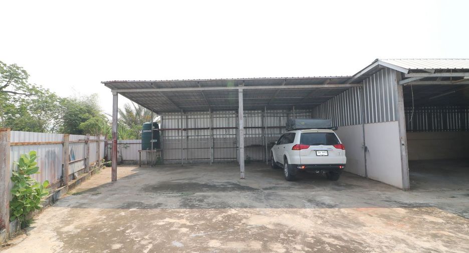 For sale 2 bed retail Space in Non Sang, Nong Bua Lamphu