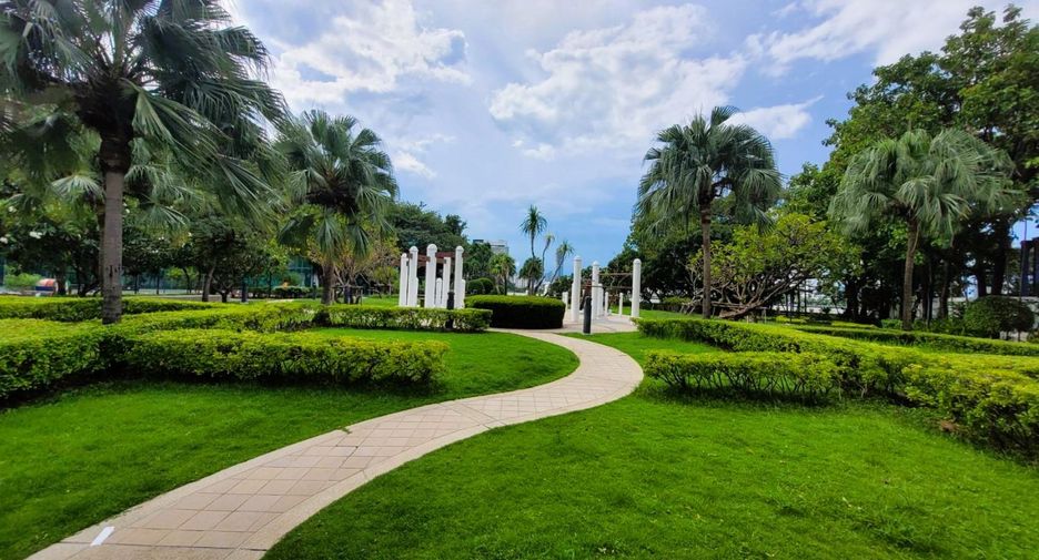 For sale 2 bedrooms condo in Bang Kho Laem, Bangkok