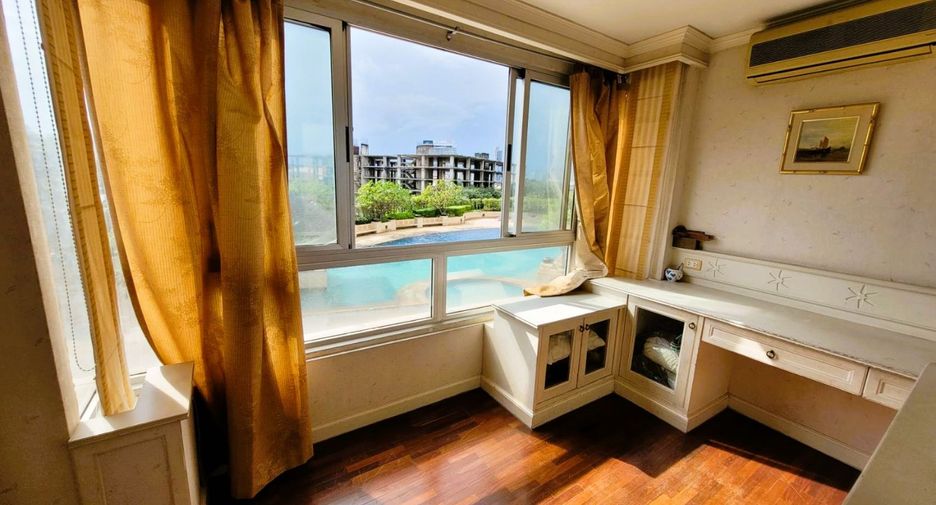 For sale 2 bedrooms condo in Bang Kho Laem, Bangkok