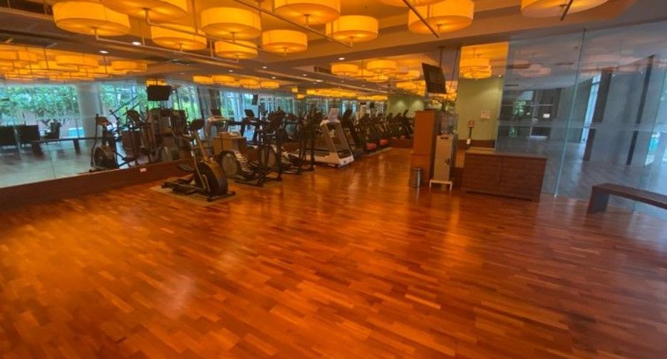Condo en alquiler de 3 habitaciones en Sathon, Bangkok