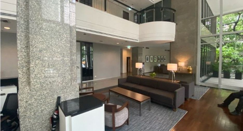 Condo en alquiler de 3 habitaciones en Sathon, Bangkok