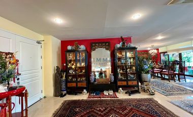 For sale 3 bed condo in Watthana, Bangkok