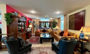 For sale 3 bed condo in Watthana, Bangkok