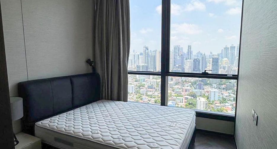 For sale 2 bed condo in Khlong Toei, Bangkok