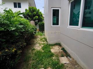 For rent and for sale 4 bed house in Mueang Samut Sakhon, Samut Sakhon