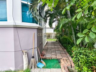 For rent and for sale 4 bed house in Mueang Samut Sakhon, Samut Sakhon