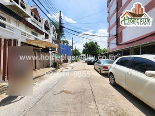 For sale 5 Beds townhouse in Chatuchak, Bangkok