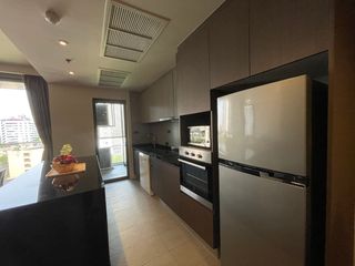 For rent 3 bedrooms apartment in Khlong Toei, Bangkok