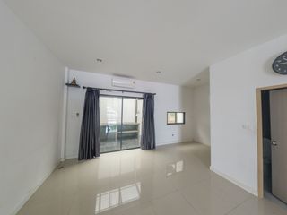 For sale 3 bedrooms townhouse in Si Racha, Chonburi