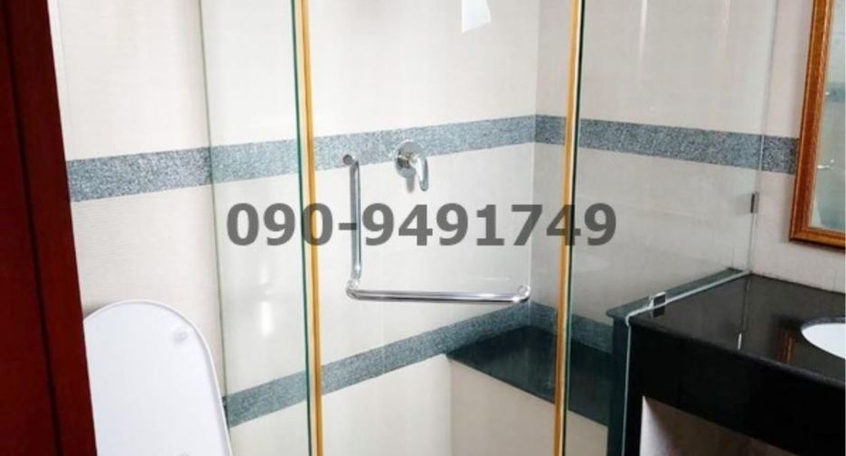 Аренда и продажа 3 спальни дом в Лат Крабанг, Бангкок