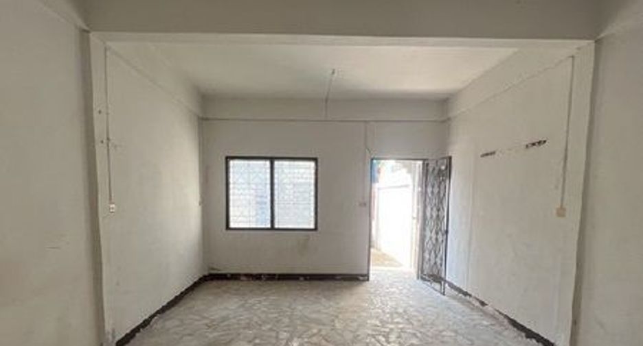 For sale 1 bed townhouse in Taphan Hin, Phichit
