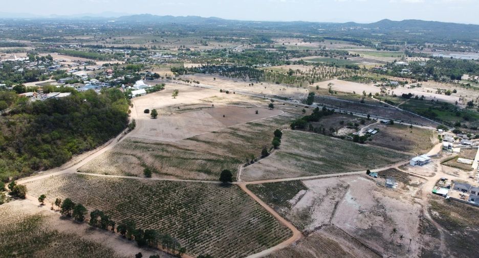 À vendre terrain à Bang Lamung, Chonburi