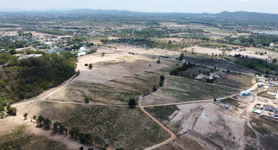 À vendre terrain à Bang Lamung, Chonburi