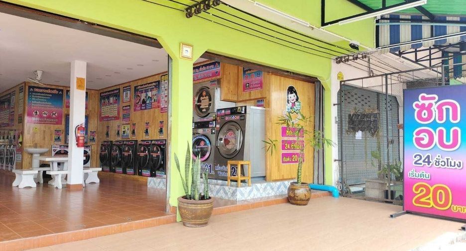 For sale 3 bedrooms retail Space in Mueang Surat Thani, Surat Thani