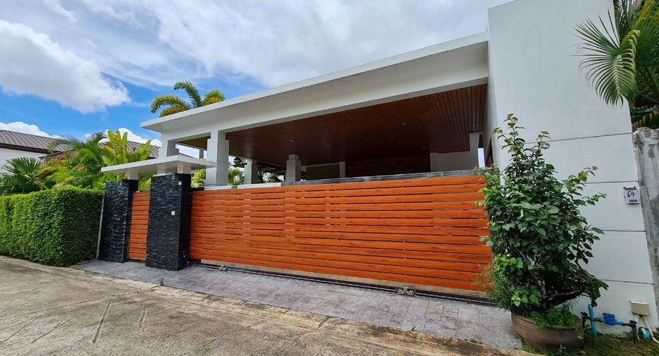 For sale 3 bedrooms house in Mueang Phuket, Phuket