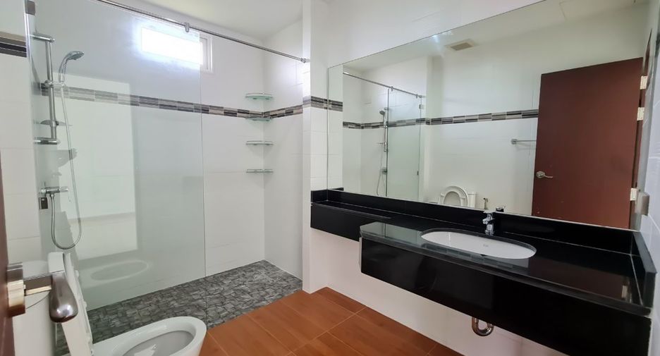 For sale 3 bedrooms house in Mueang Phuket, Phuket