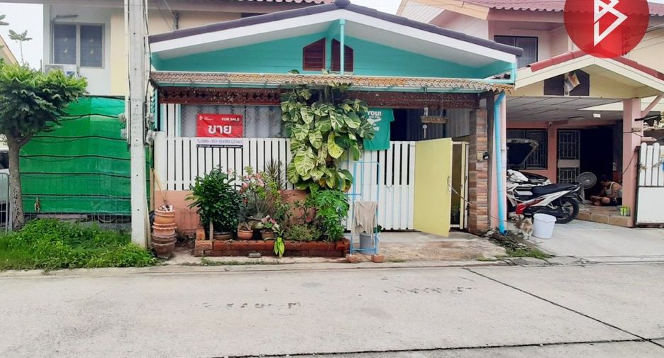 For sale 1 bed townhouse in Ban Pho, Chachoengsao