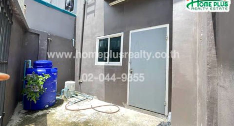 For sale 2 bedrooms retail Space in Don Mueang, Bangkok