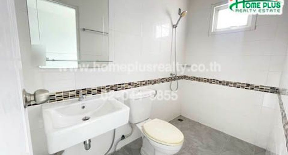 For sale 2 bedrooms retail Space in Don Mueang, Bangkok