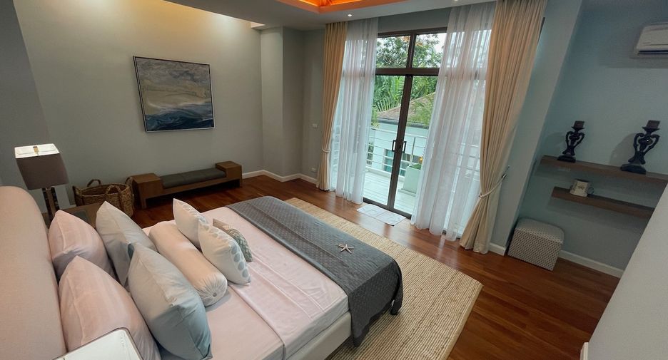 For sale 5 bedrooms villa in Mueang Phuket, Phuket