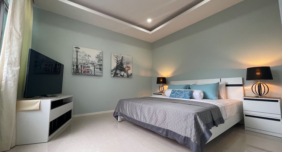 For sale 5 bedrooms villa in Mueang Phuket, Phuket