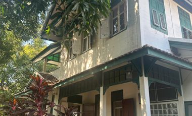 For rent and for sale studio house in Dusit, Bangkok