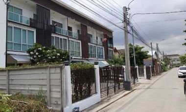 For sale 1 bed townhouse in Doi Saket, Chiang Mai
