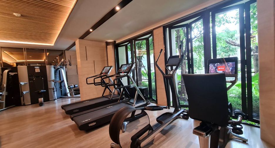 For sale 2 bedrooms condo in Watthana, Bangkok