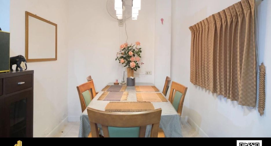 For sale 3 ベッドルーム townhouse in Mueang Samut Prakan, Samut Prakan